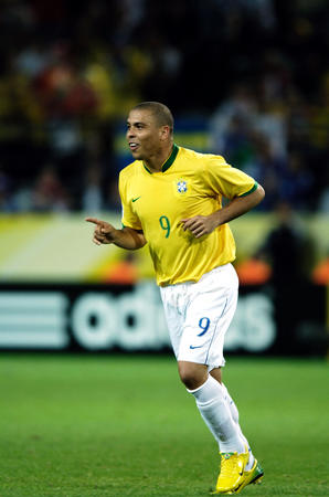 德一线队中 德一线队中