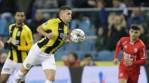 在该场比赛 在该场比赛