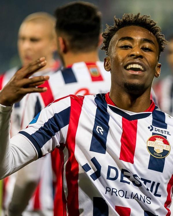 当他的牵制 当他的牵制