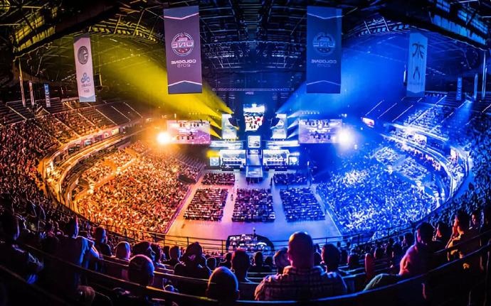 乙选择保守 乙选择保守